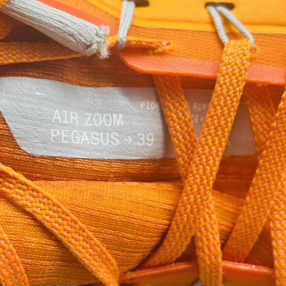 Nike Shoes Mens 13 Orange Air Zoom Pegasus 39 Tennessee Volunteers NCAA Running - Picture 11 of 12